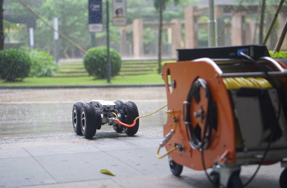 摄山星城闻兰管道检测机器人